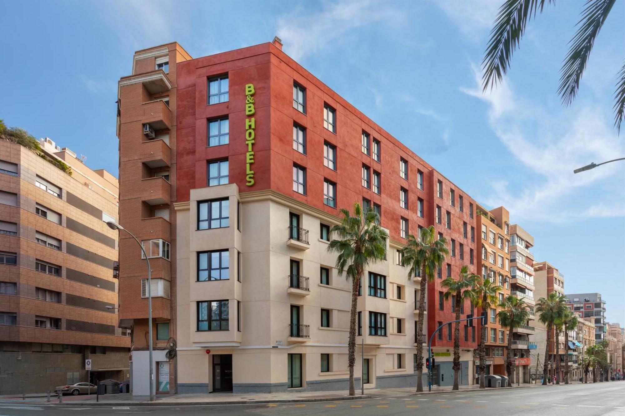 B&B Hotel Alicante Centro Екстериор снимка