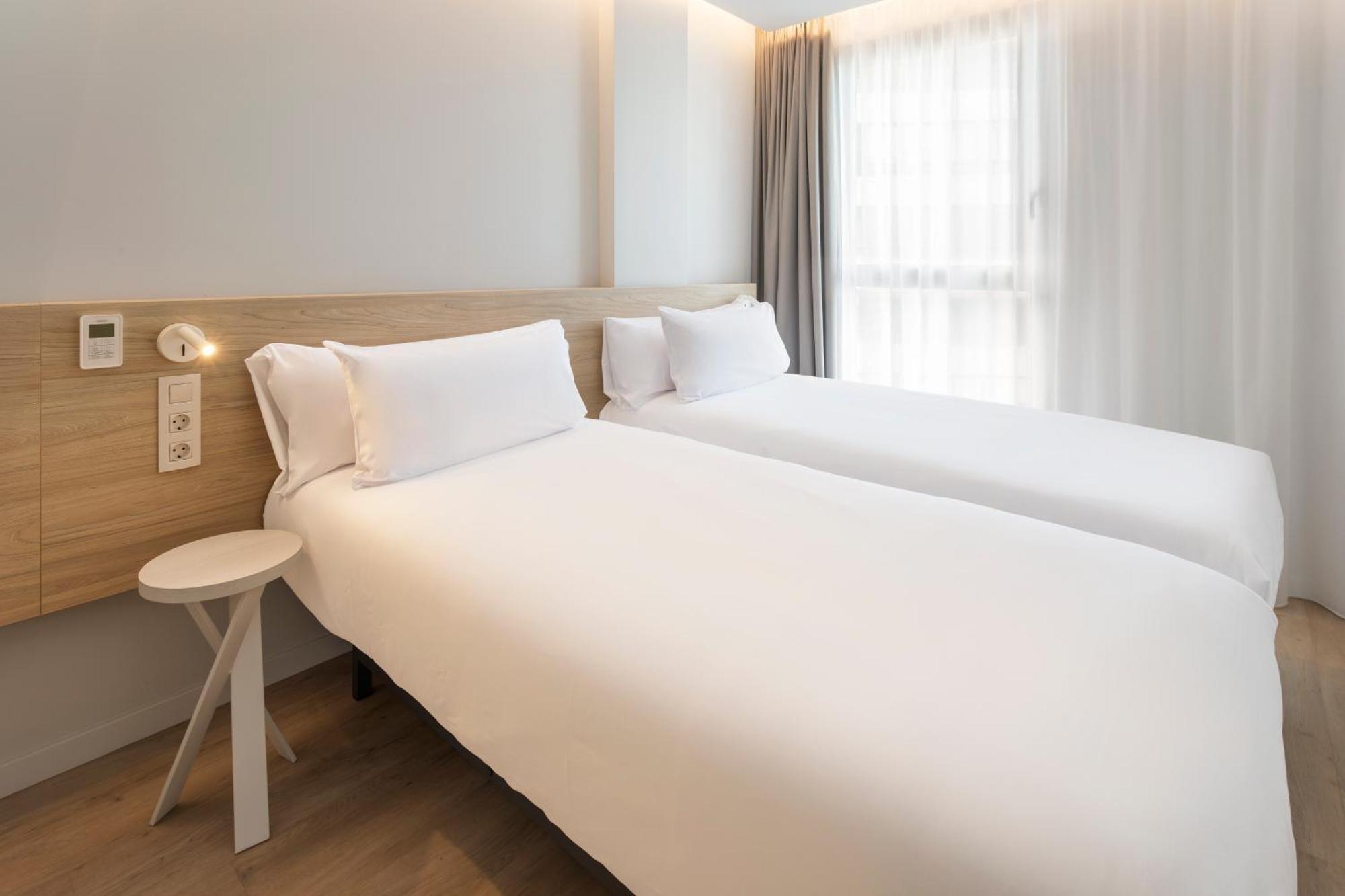 B&B Hotel Alicante Centro Екстериор снимка