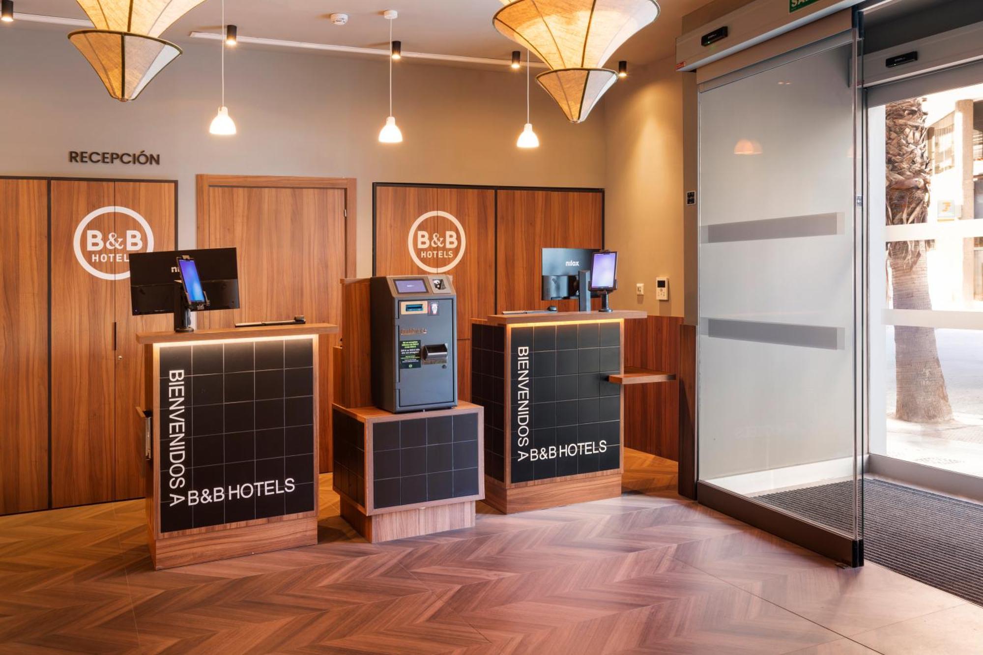 B&B Hotel Alicante Centro Екстериор снимка